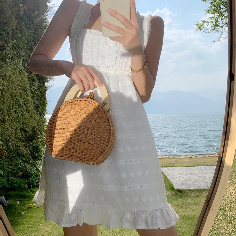 

Condole belt dress Japanese tall waist cover show thin black fungus edge folding white belly collect waist first love dress new