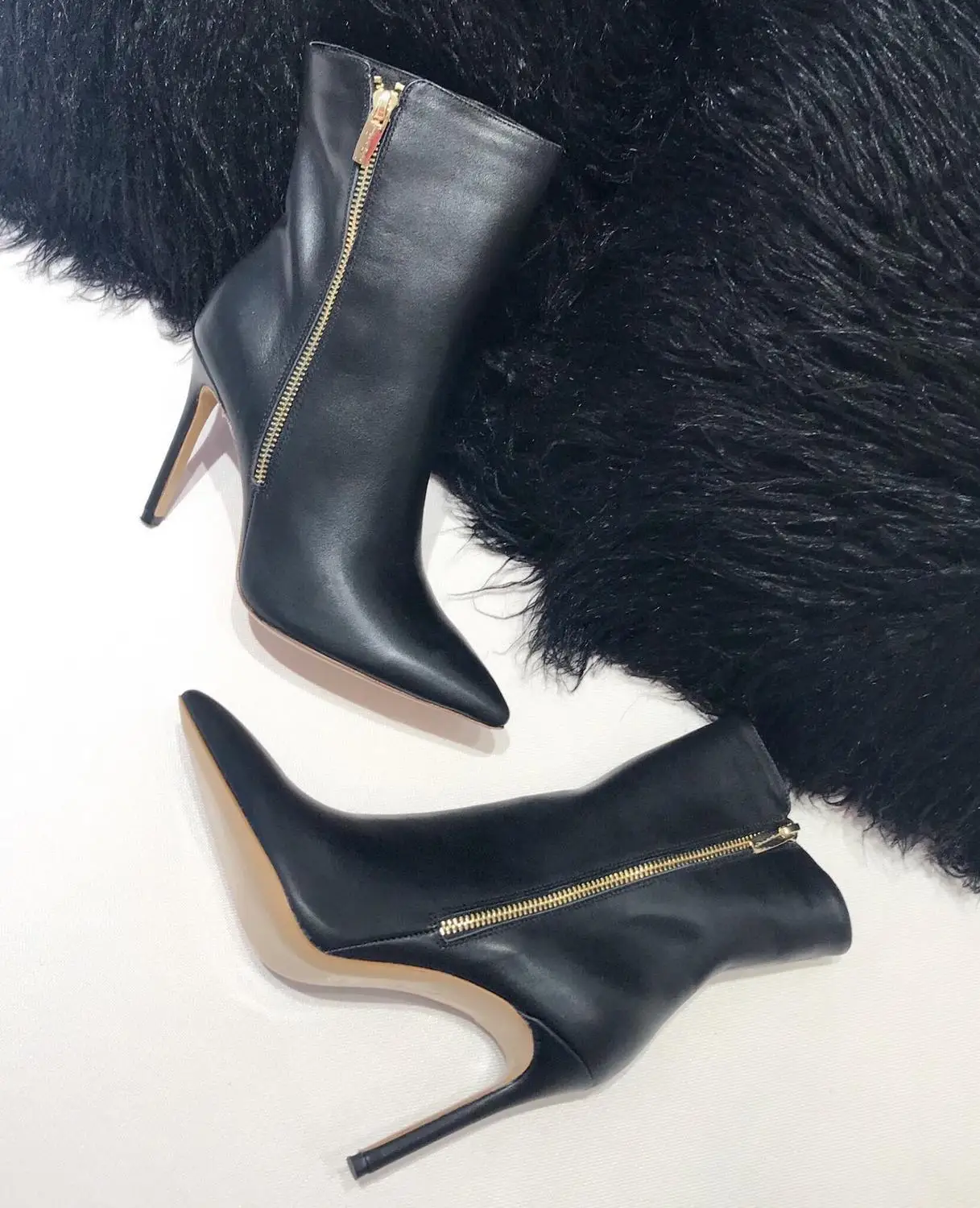 

2020 new Women's Boots Luxury Brand High Quality Women Genuine Leather Zipper GR Ankle Boots Female High Heel Boots