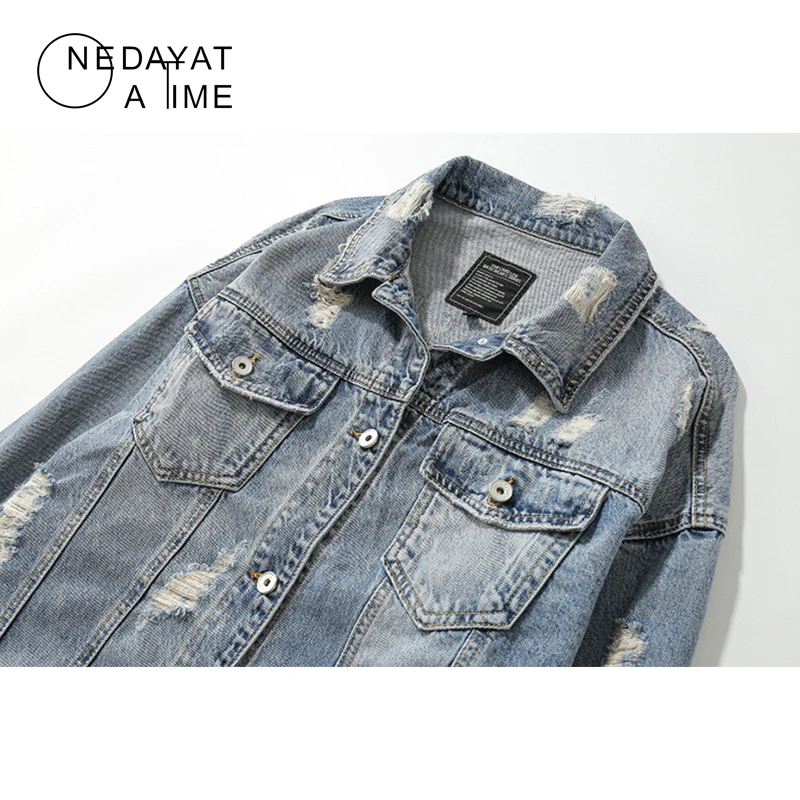 

Men Hip Hop Denim Jackets Ripped Holes Letter Print Jacket Punk Rock Jeans Coats Outwear Casual Patchwork Distressed Streetwear