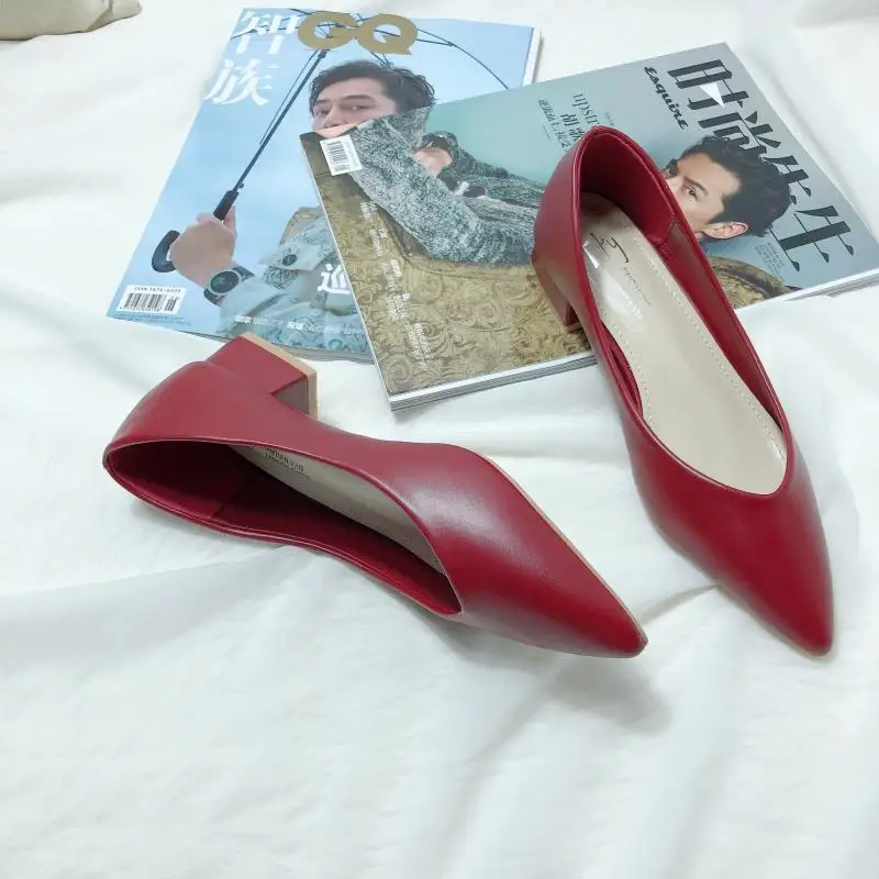 

Casual Woman Shoe Modis Low Heels All-Match Round Toe Female Footwear 2021 Comfortable Dress Rubber Basic Fretwork Leisure PU Co