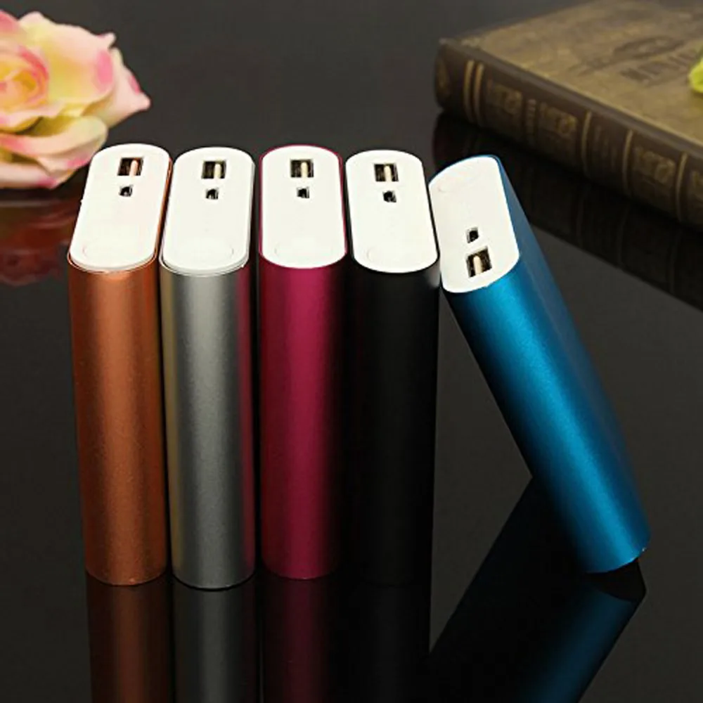 DIY 18650 чехол Мощность банка красочные хит продаж Универсальный USB 4X Батарея