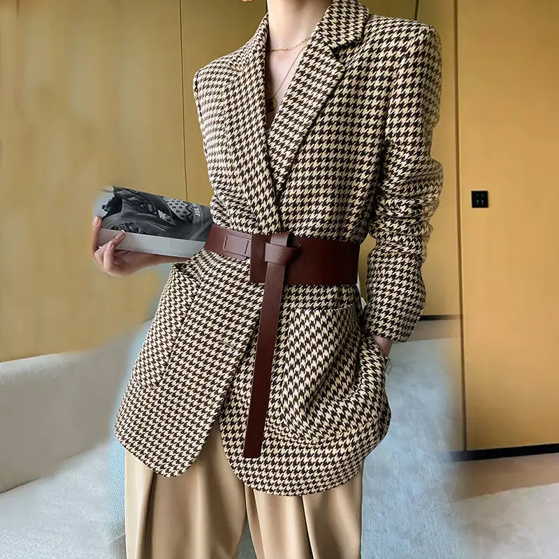

Fashion Houndstooth woolen blazer women short section autumn winter temperament all-match thick plaid suit coat streetwear