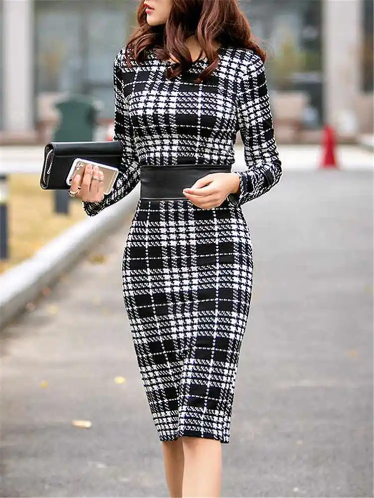 Женское офисное платье женское клетчатое облегающее с длинным рукавом для