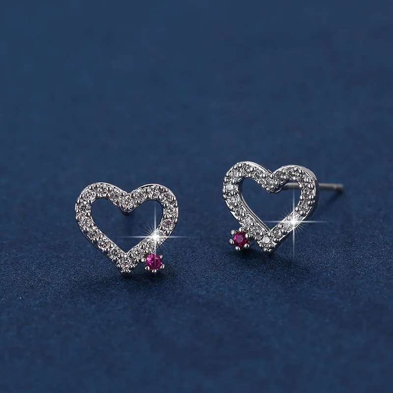 

Inlaid Zircon Silver Plated Heart Earrings Women Earrings Stylish Banquet Engagement Earrings Specially Designed For Women