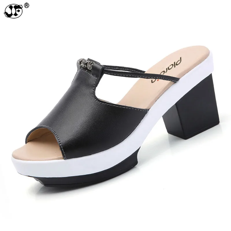 2019 богемные Летние повседневные женские сандалии на плоской платформе Стразы