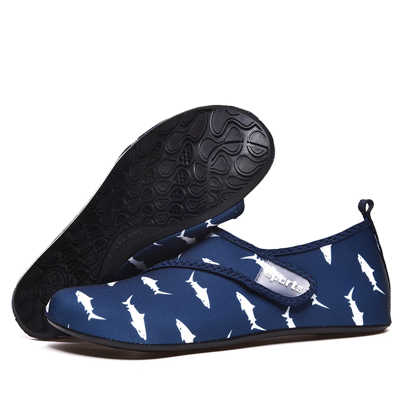 Outdoor Beach Water Shoes Men Breathable Quick Dry Comfortable Waterproof Elastic Upstream Socks Trekking Diving Water Sneakers