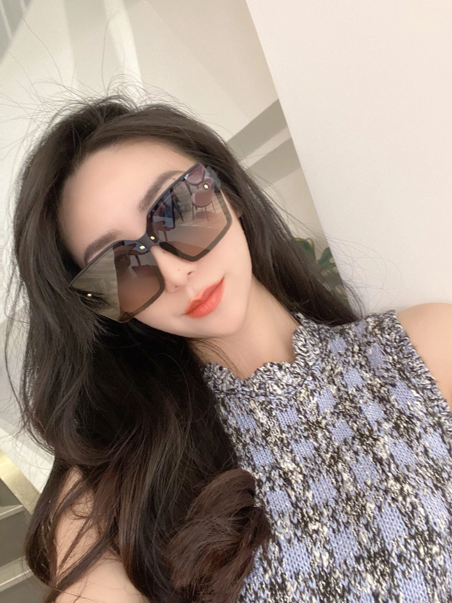 

Women Fashion Square Sunglasses Ladies Luxury Brand Trending Polarized Sun glasses Protection With Box