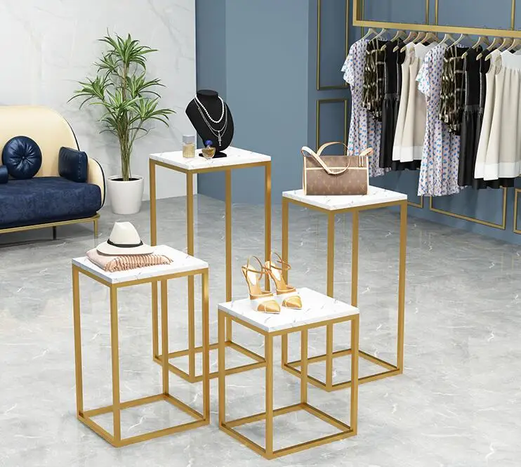 

Стеллаж для хранения обуви, железная напольная витрина, красная посылка шалка для пакетов и конвертов, полка для обуви, золотой демонстрационный стеллаж для магазина одежды