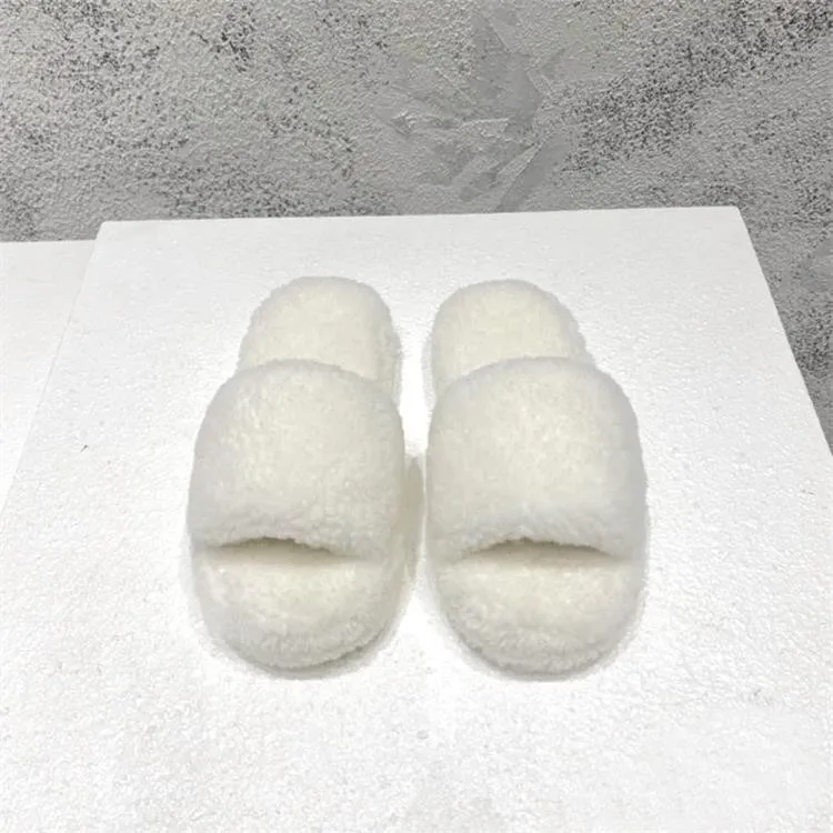 New Fashion Cotton Green Plush Slippers Men's and Women's Home Fashion Plush Shoes In-line Slippers