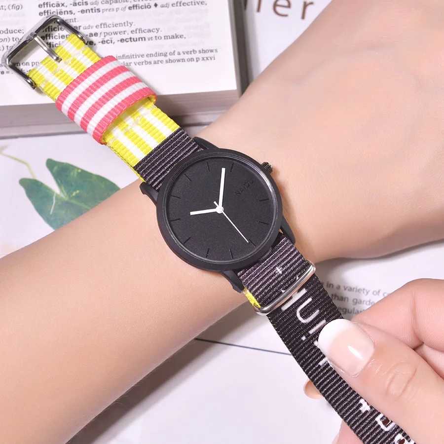 

Summer Style Canvas Women Quartz Watch Nice Pop Vogue Casual Vitality Young People Wristwatches Woman Clock Bayan Kol Saati