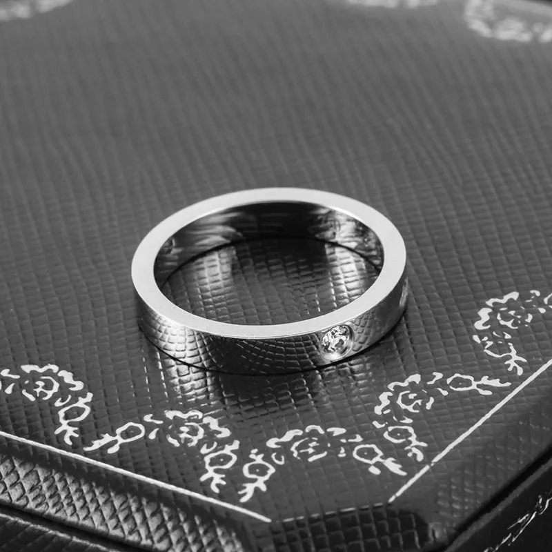 

Fashion RING for Men Gifts Couples Womens Gold Ring for Women Accessories jewelry charm simple fashion gifts