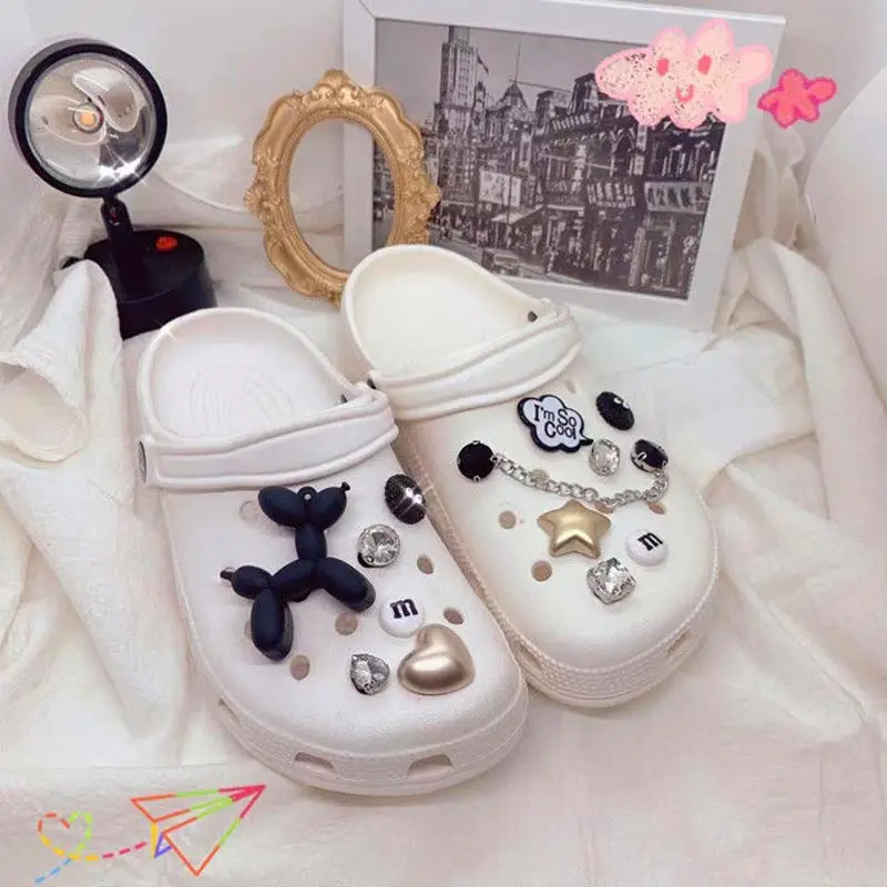 

Модные трендовые Подвески Croc, дизайнерские Роскошные Подвески высокого качества для Crocs, сделай сам, милая мультяшная кукла, садовая Пряжка ...