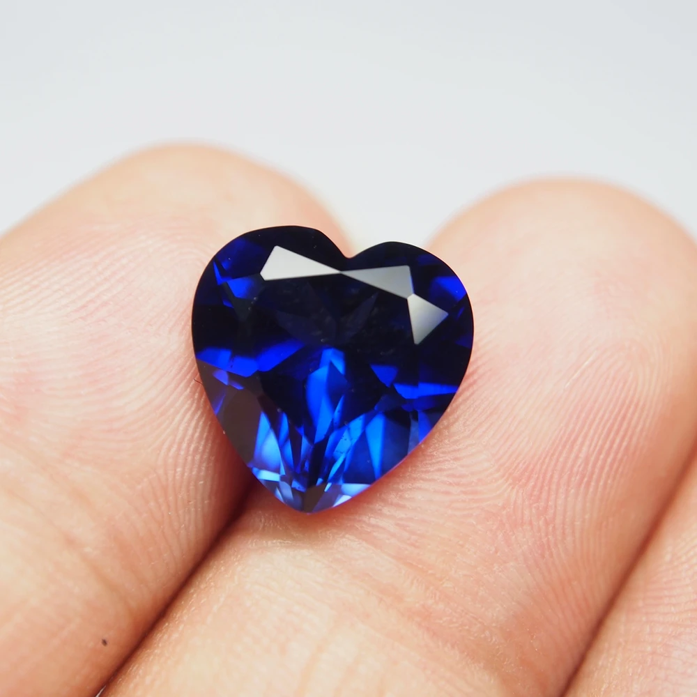 

8*8mm 5 piece /bag Heart Cut 5A Royal Blue sapphire for engagement ring