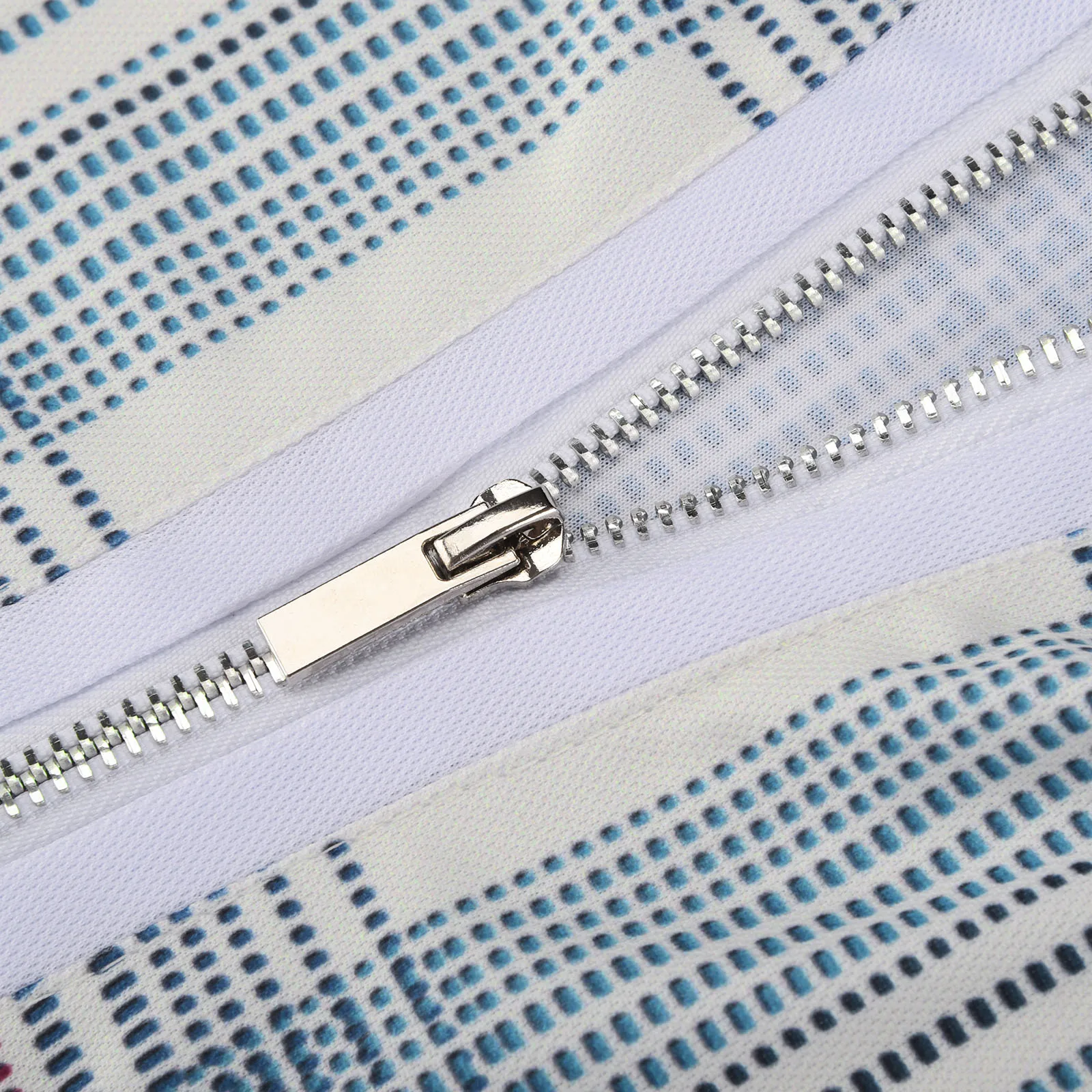 Рубашка-поло мужская клетчатая с коротким рукавом отложным воротником и молнией