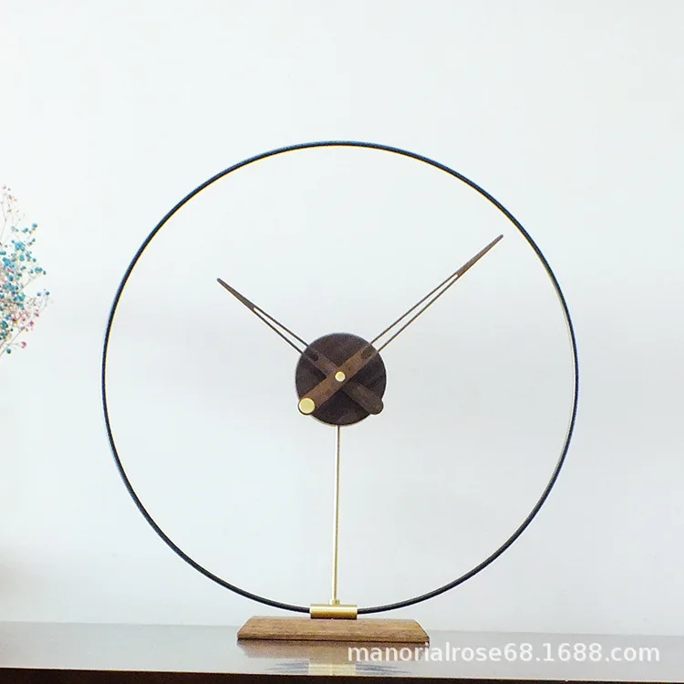 Современные и простые черные стрелки из ореха латунные бесшумные настольные