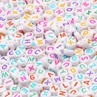 Белый Красочные смешанные письмо круглые акриловые бусины с плоским Алфавит Свободные Spacer Бусины для самостоятельного изготовления ювелирных изделий ручной работы, браслет с Шармами