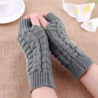 Перчатки женские зимние вязаные без пальцев