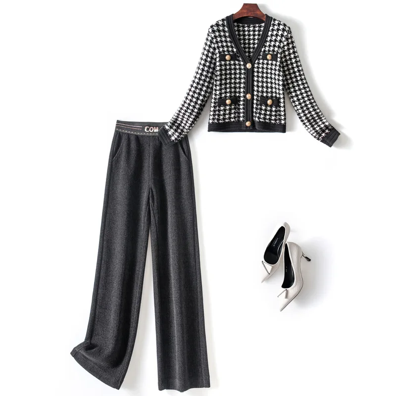 

Runway Knitted Suits Winter 2021 Women Designer Long Sleeve Elegant V-neck Cardigans + Wide Leg Pants Sets Casual Clothing Sets