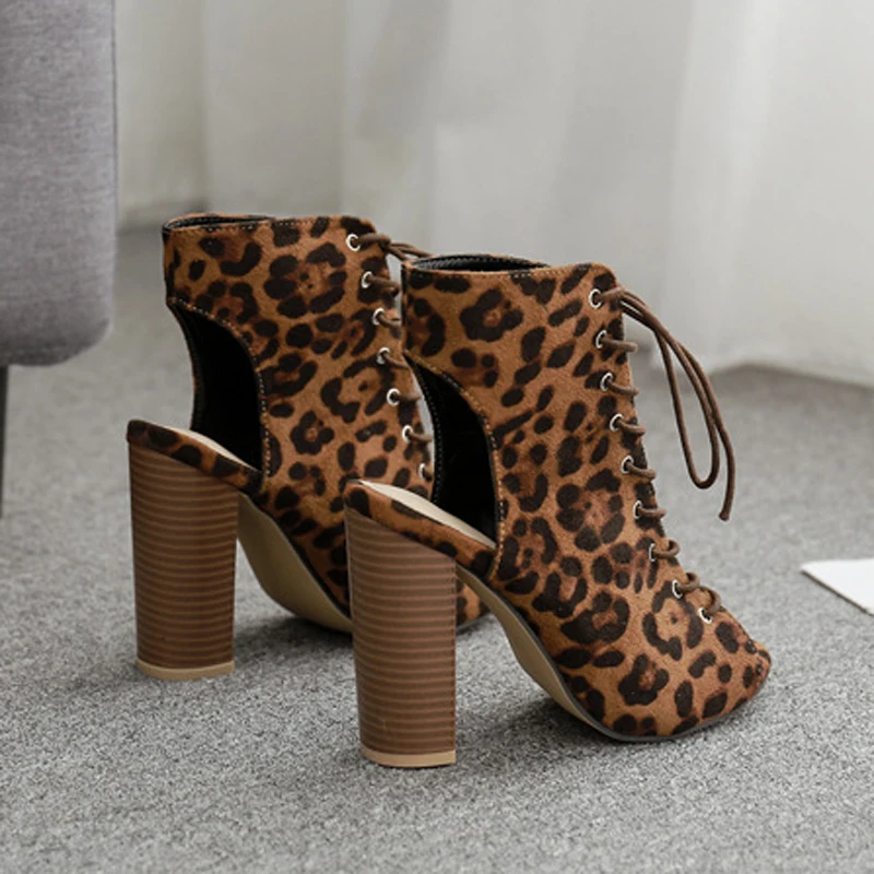 Лидер продаж летние туфли женские модные сандалии на толстом каблуке с