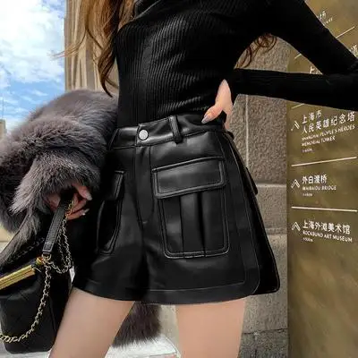

2021 Women New Fashion Genuine Real Sheep Leather Shorts H9