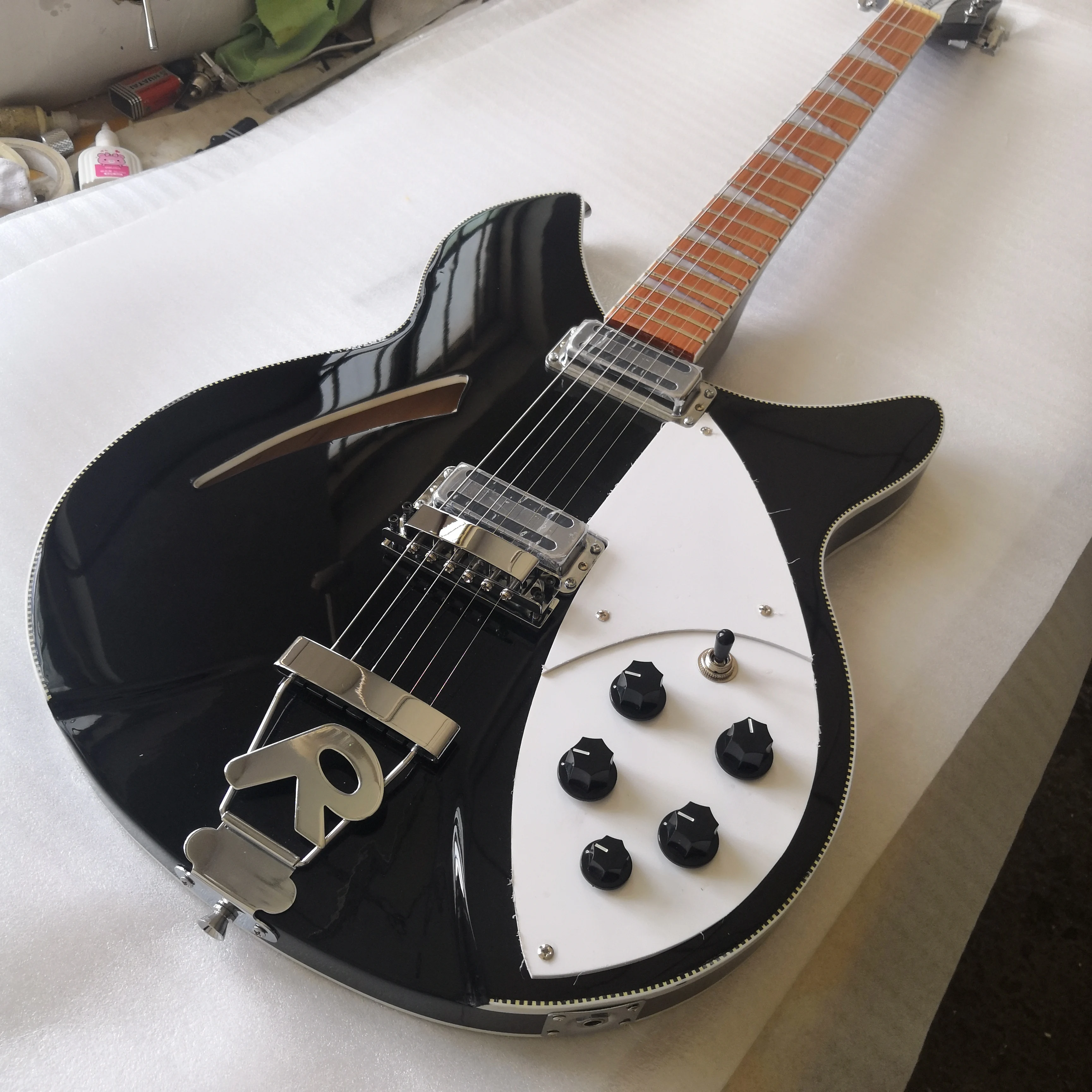 Электрогитара модель 330 гриф из розового дерева бесплатная доставка