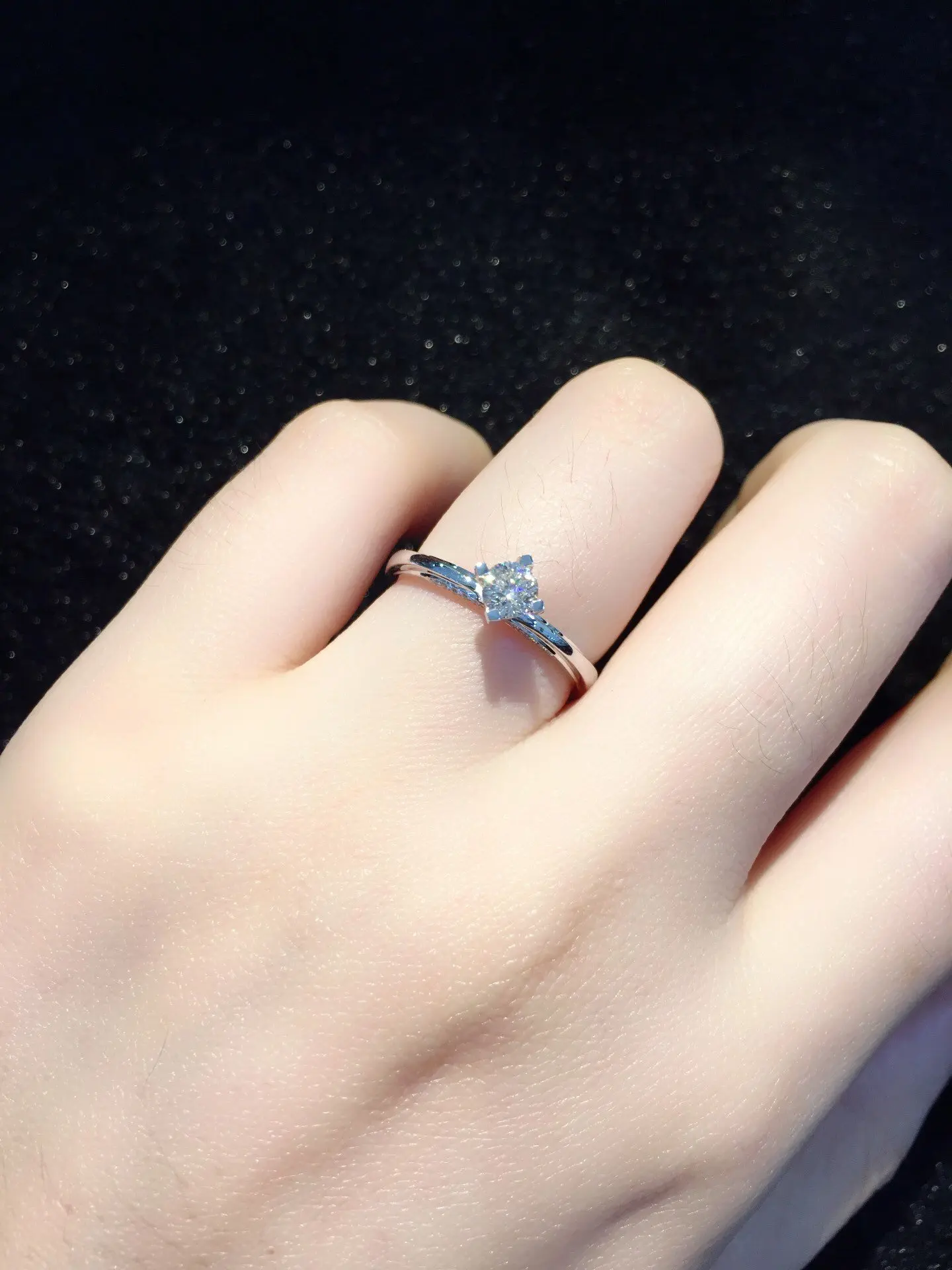 Кольцо с натуральным бриллиантом 18K золото чистое красивое кольцо драгоценными