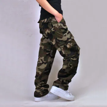 green camouflage Брюки-карго мужчины Тактический свободного кроя в камуфляжном армейском стиле для мальчиков, в стиле милитари Штаны мужские хлопковые брюки человек Панталоны с Штаны; Большой размер 42 - Цвет: green camouflage