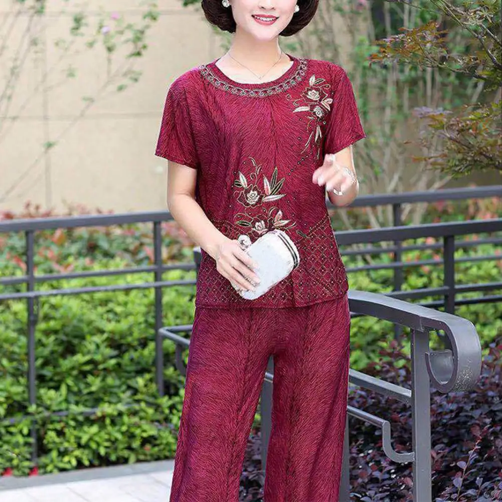 

Стильный домашний костюм, летняя футболка и штаны с принтом, Свободный Топ с цветочным принтом, штаны, Свободная Домашняя одежда