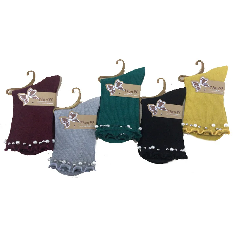 Women Solid Cotton Crew Socks Girls Lace Ruffles with Beads and Pearls Ankle Socks Winter Warm Pink Grey Long Socks 5 Pairs/lot