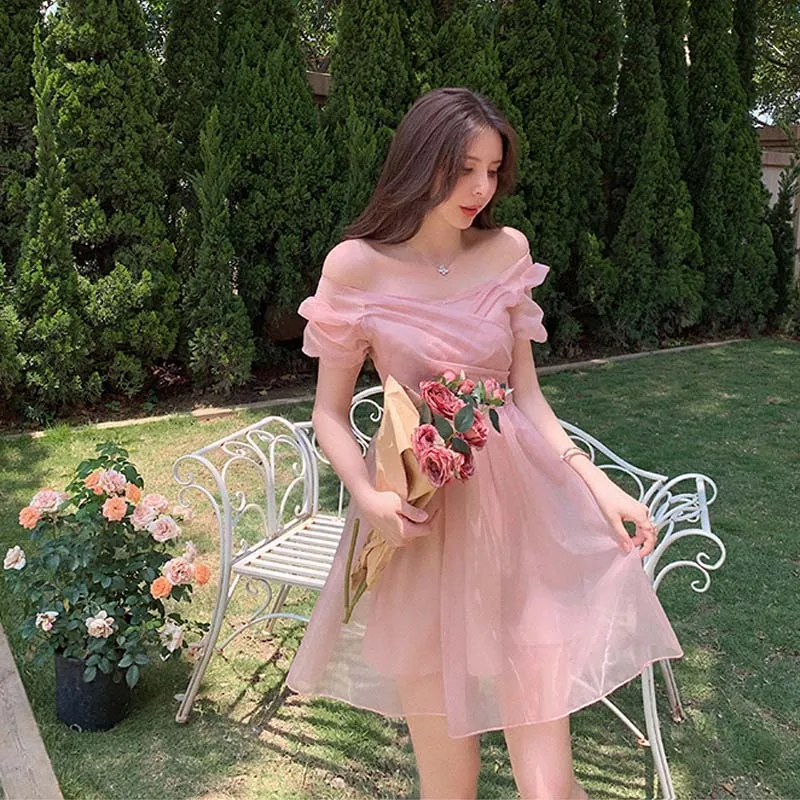 

Fairy Dress Women Sexy Puff Sleeve Pink Lace Chiffon Sweet Dress Kawaii French Style Elegant Summer Mini Dress 2021 New Arrival