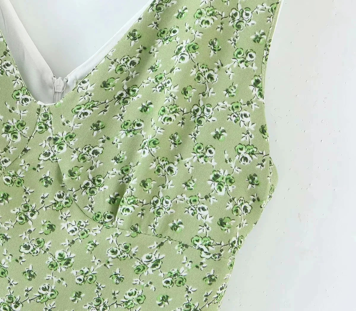 

European, American and French Style Waist Close and Slim Sleeveless Garden Floral Skirt DLQZ875