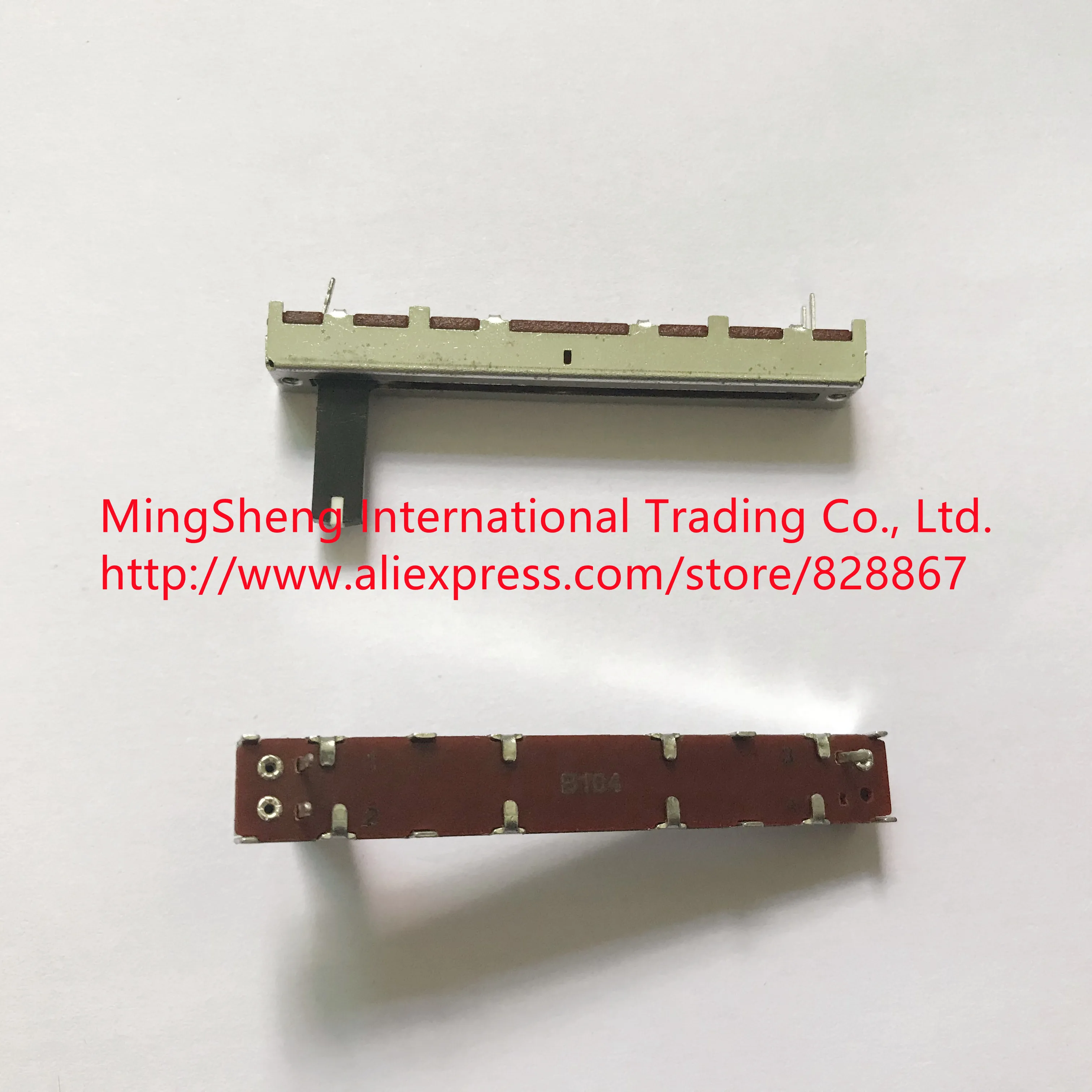 Original new 100% S4542N-8A1-B104 60MM sliding clipper single potentiometer S4542N B100K B104 white dots long 15MM (SWITCH) |