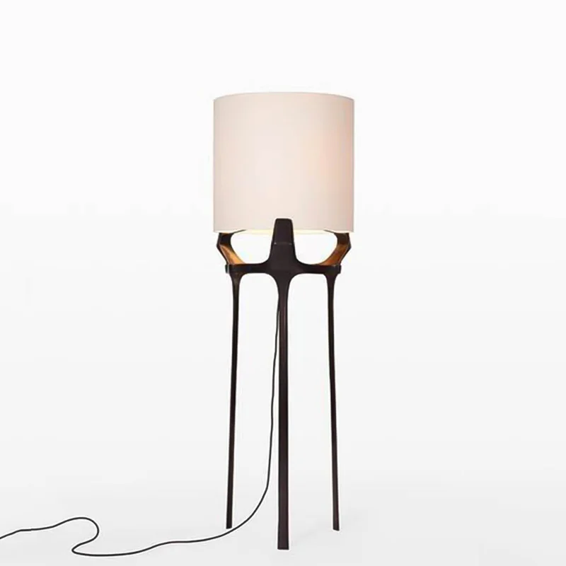 

Новая китайская Скандинавская креативная арт-лампа для гостиной, современная простая прикроватная Напольная Лампа для спальни с индивидуа...