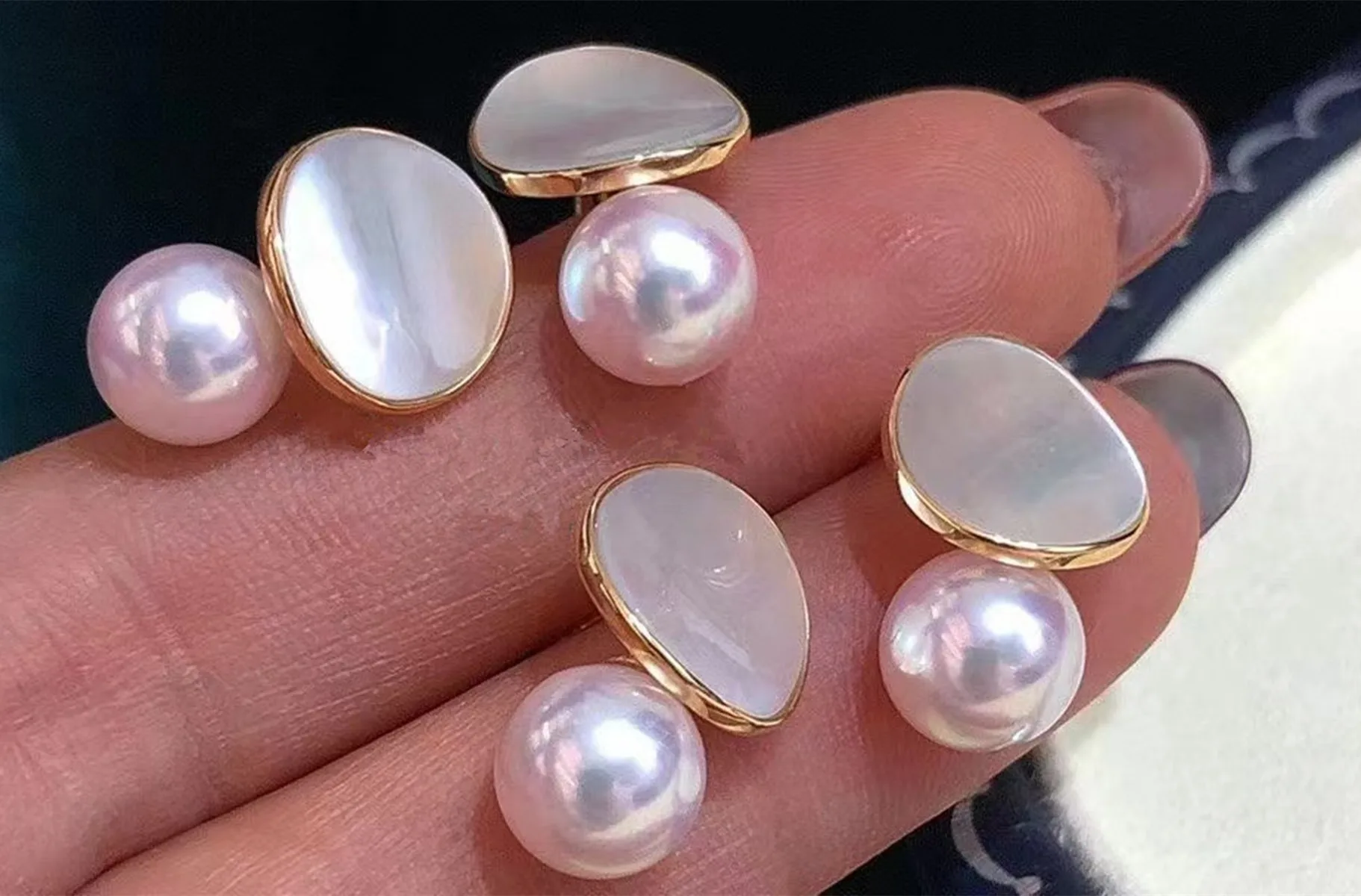 

COLORFISH Ladies Fine Jewelry 18K Pure Gold 7-8mm White Seawater Pearl Shell Earrings For Women