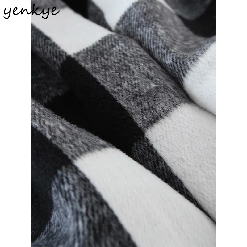 

YENKYE Vintage Oversize Plaid Jacket Women Long Sleeve Turn-down Collar Loose Outerwear Streetwear Female Casual Winter Coats