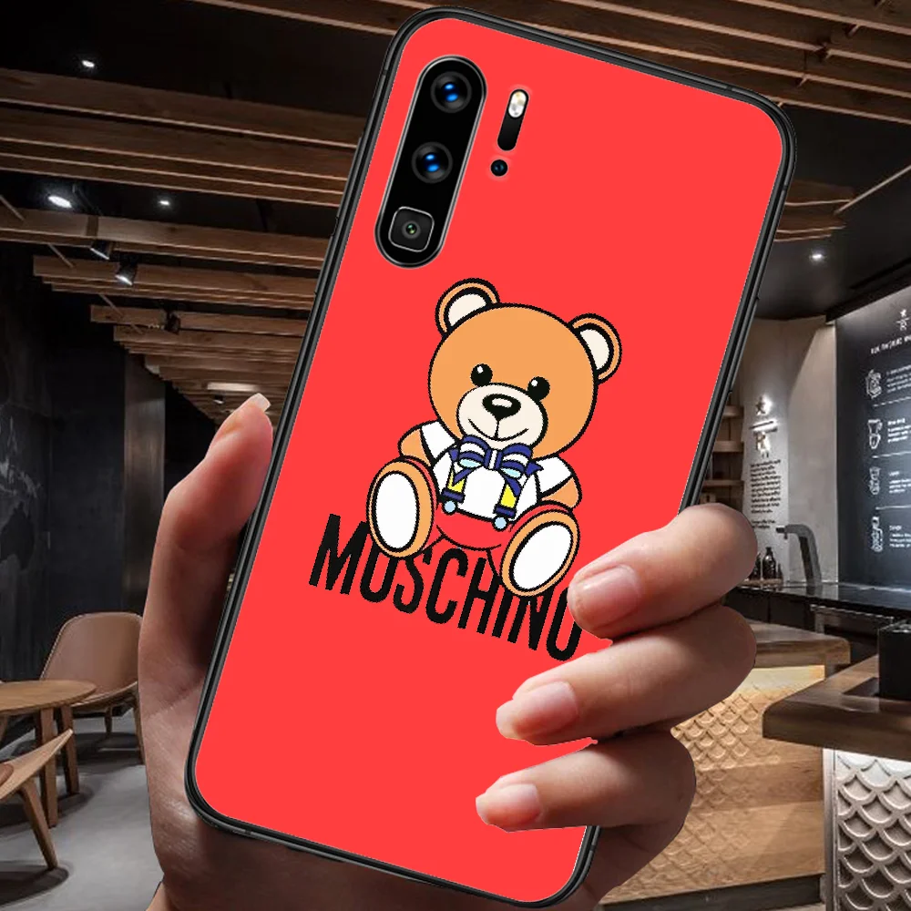 

Italy Luxury Fashion Brand Bear Phone Case For Huawei P Mate Smart 10 20 30 40 Lite Z 2019 Pro black Etui 3D Shell Luxury Back
