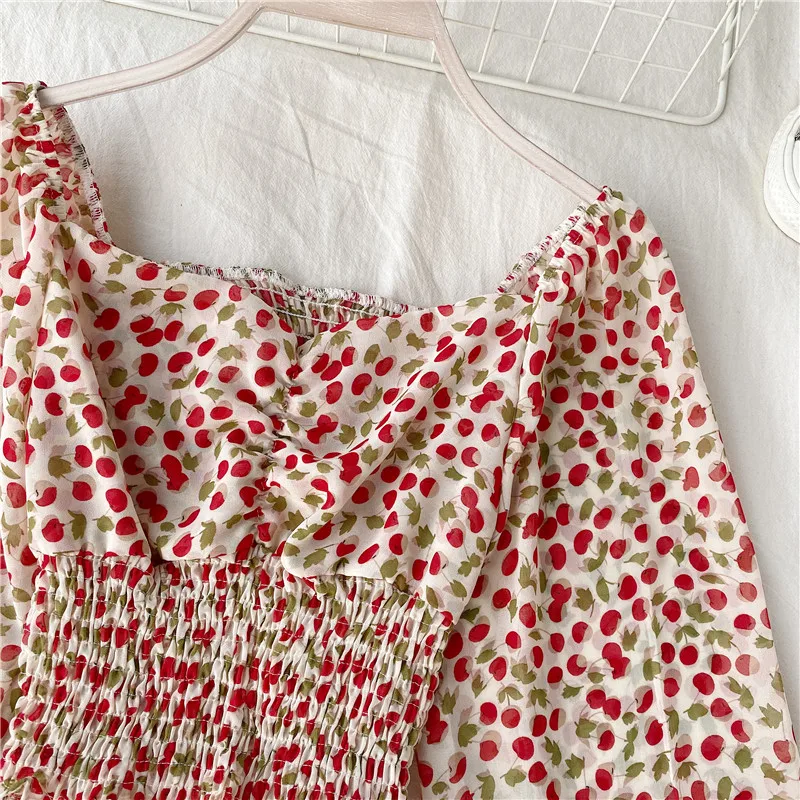 

Ladies Long Sleeve Ruched Floral Chiffon Crop Tops for Summer 2020 Women Vintage Bohemian Print Polka Dot Short Top Tees