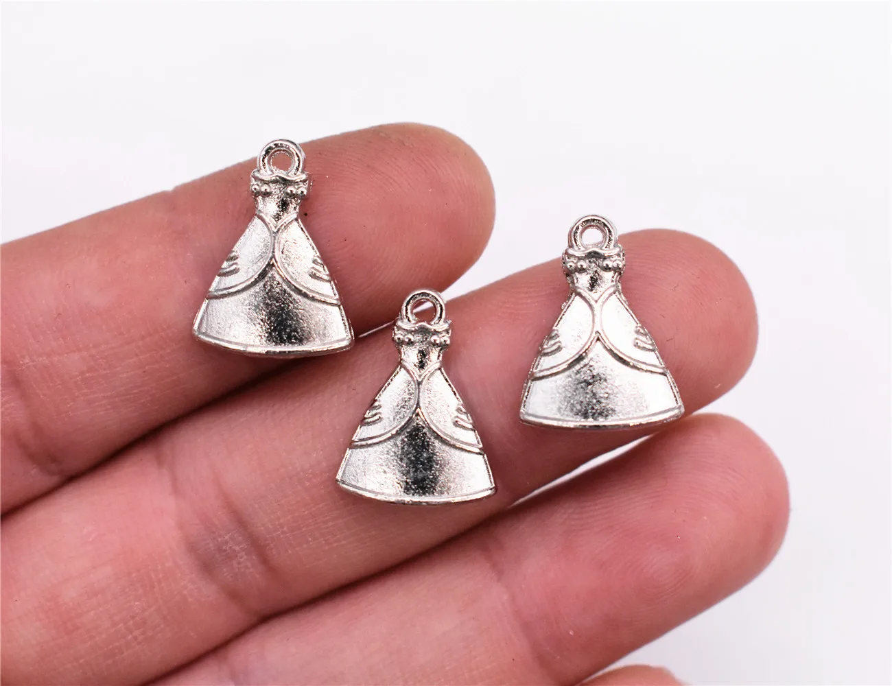

19*14 мм 20 шт античные посеребренные Подвески для платья Сделай Сам ювелирные изделия ручной работы