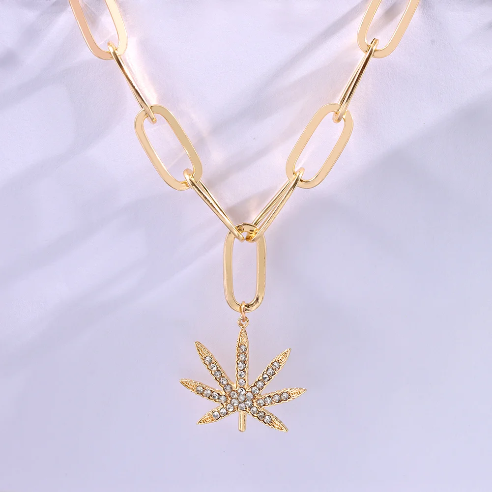 

Flatfoosie Simple Metal Link Chain Chunky Necklace For Women Fashion Maple Leaf Crystal Pendant Necklace Punk Statement Jewelry