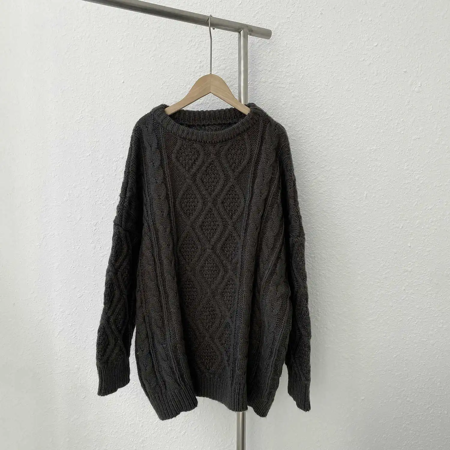 

COZOK Evening Mahua Big Sweater Women's Loose Outside Pullover Lazy Wind Winter Thickened Sweater Ly344