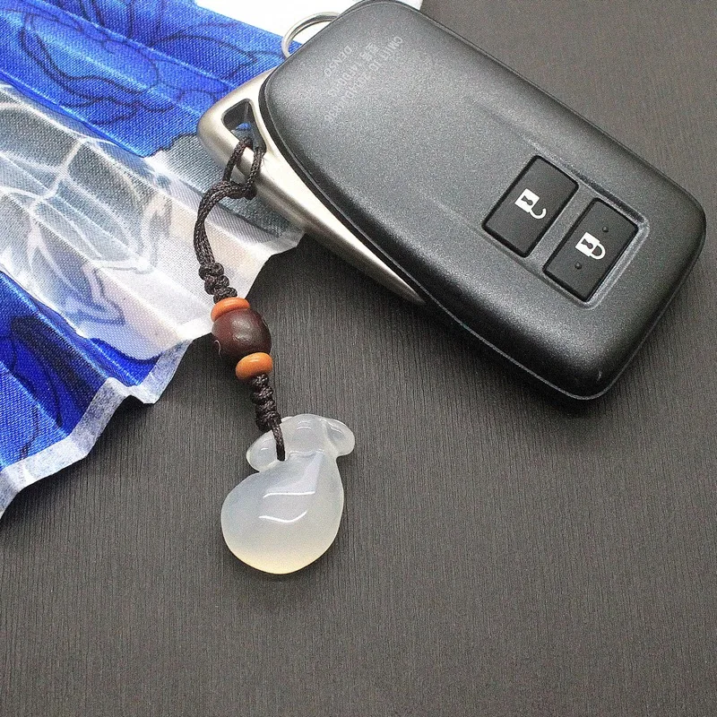 

Original white chalcedony wallet mobile phone chain pendant simple Chinese style mobile phone lanyard U disk coin purse pendant