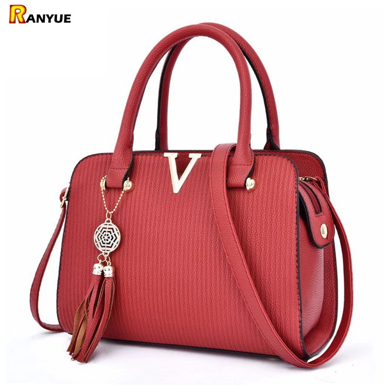 Женская кожаная сумка с V образным вырезом и кисточкой|Сумки ручками| |