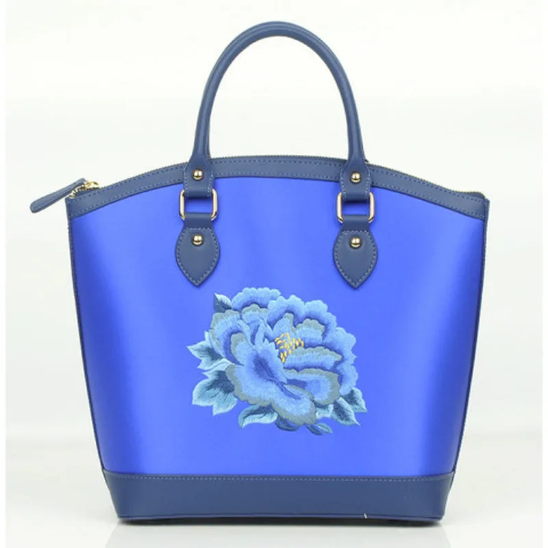 

Belvah Chinese Style Noble Vintage Versatile Handbags Ladies Travel Makeup Tote Classic Satchel Silk Minimalist Top-Handle Bags