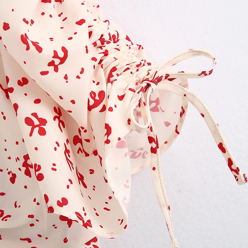 Элегантное платье с v образным вырезом и принтом пышное бантом коротким рукавом