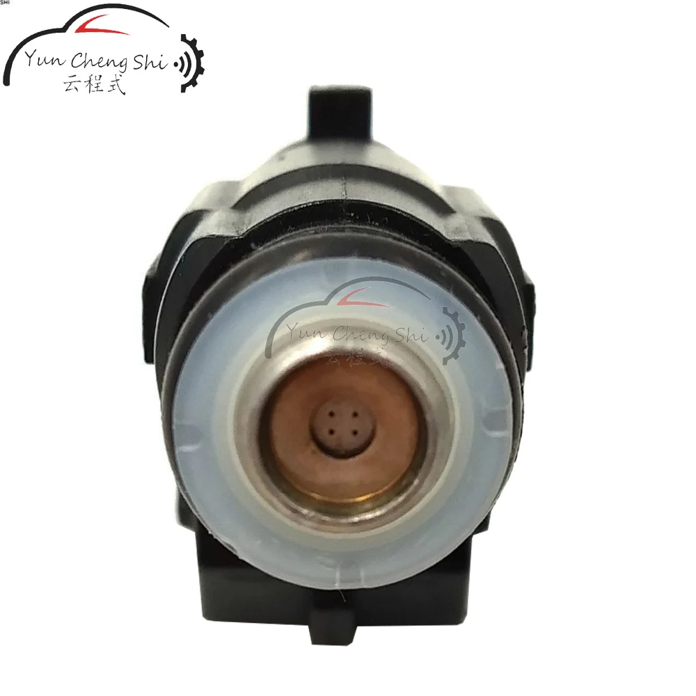 Форсунка топливного инжектора черного цвета с четырьмя отверстиями 0 280 156 171 для