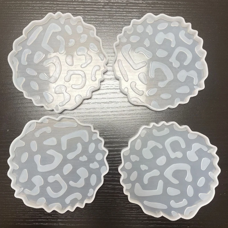 

2021 New 5Pcs Leopard Irregular Coaster+Base Stand Epoxy Resin Mold Cup Mat Silicone Mold