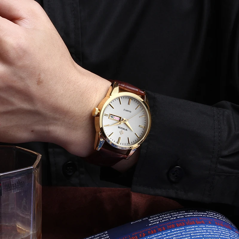 

relojes hombre 2020 New Fashion Watches Mens WWOOR Luxury Brand Gold Quartz Men Watch Business Leather Calendar Wrist Watch Male