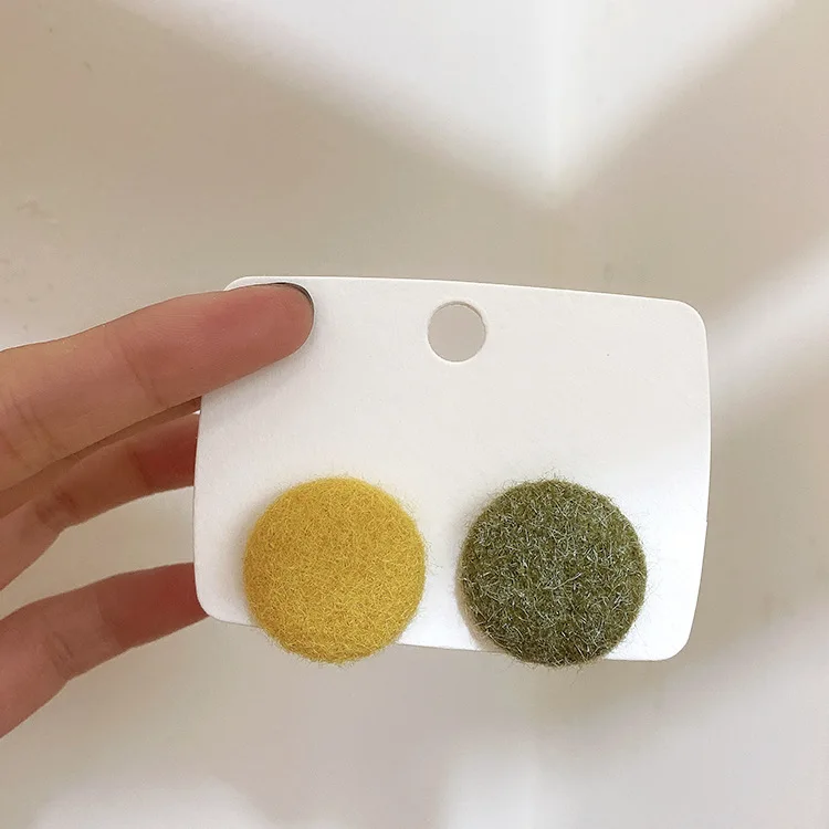 2019 Fashion Autumn Vintage Contrast Color Soft Plush Ball Simple Round Stud Earrings For Women Korean Cute Charm Jewelry Gift | Украшения