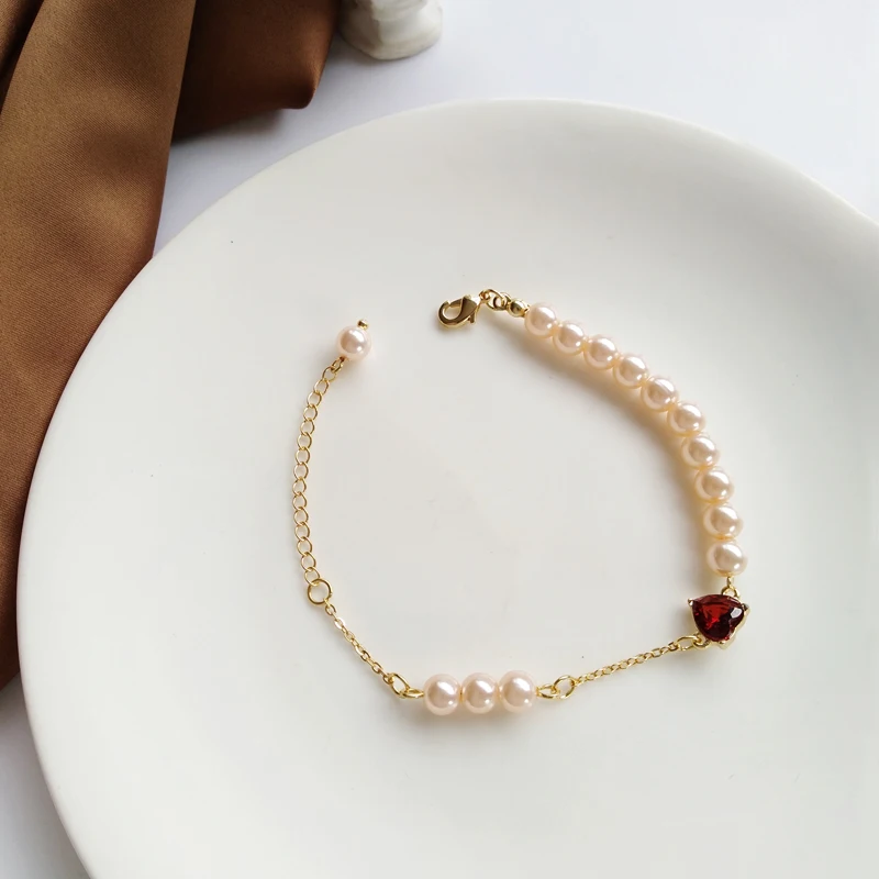 

Baroque Pearl Bracelet Heart-shaped Female Beaded Bracelet Red Korean Retro Kshmir 2020 20cm Women Geometric Punk Bezel Setting
