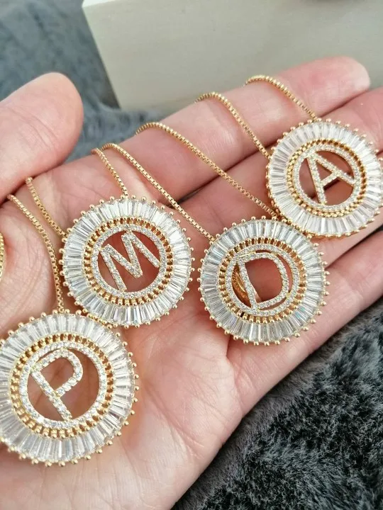 

Nidin New Fashion A-Z Initials 3 Colors Choice Micro Pave CZ Letter Pendant Name Necklace Charm Family Jewelry Fine Party Gift